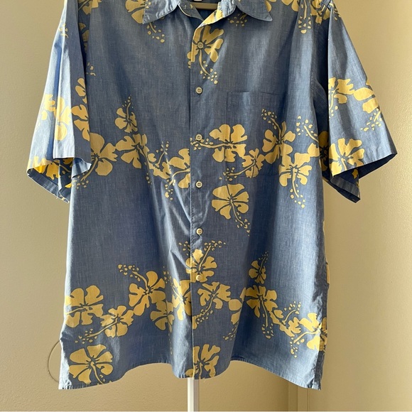 Reyn Spooner Blue and Yellow Hibiscus Shirt - Picture 3 of 9